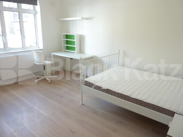 			 NEWLY REFURBISHED 3 BED GOOD FOR 4 SHARERS & AVAIL NOW!, 4 Bedroom, 1 bath, 1 reception Flat			 Harrington Square, CAMDEN/MORNINGTON CRESCENT